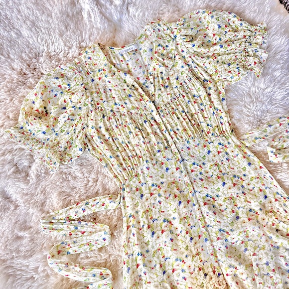 💋SOLD💋🪁🌼🎈DÔEN ‘Mira’ Silk Georgette Yellow Victoria Floral Mini Dress✨ - Picture 11 of 17